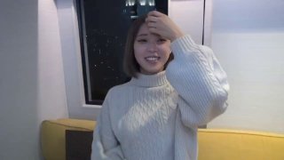21.CN邮箱一次意外！与朋友的麻麻在车里发生了关【完整版26分钟已上传下面简阶】